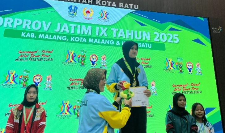 Emas untuk Trenggalek! Avita Ayu Pratiwi, Siswa MAN 1 Trenggalek Juara Catur Kilat Putri Porprov Jatim 2025